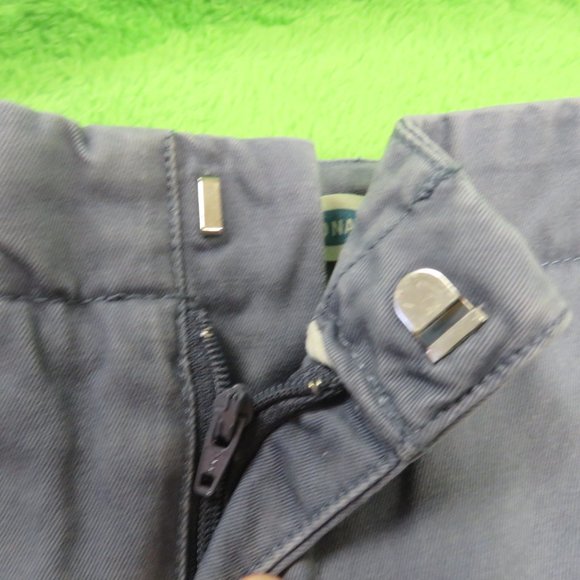 Old Navy Grey Shorts (18) - Picture 2 of 3